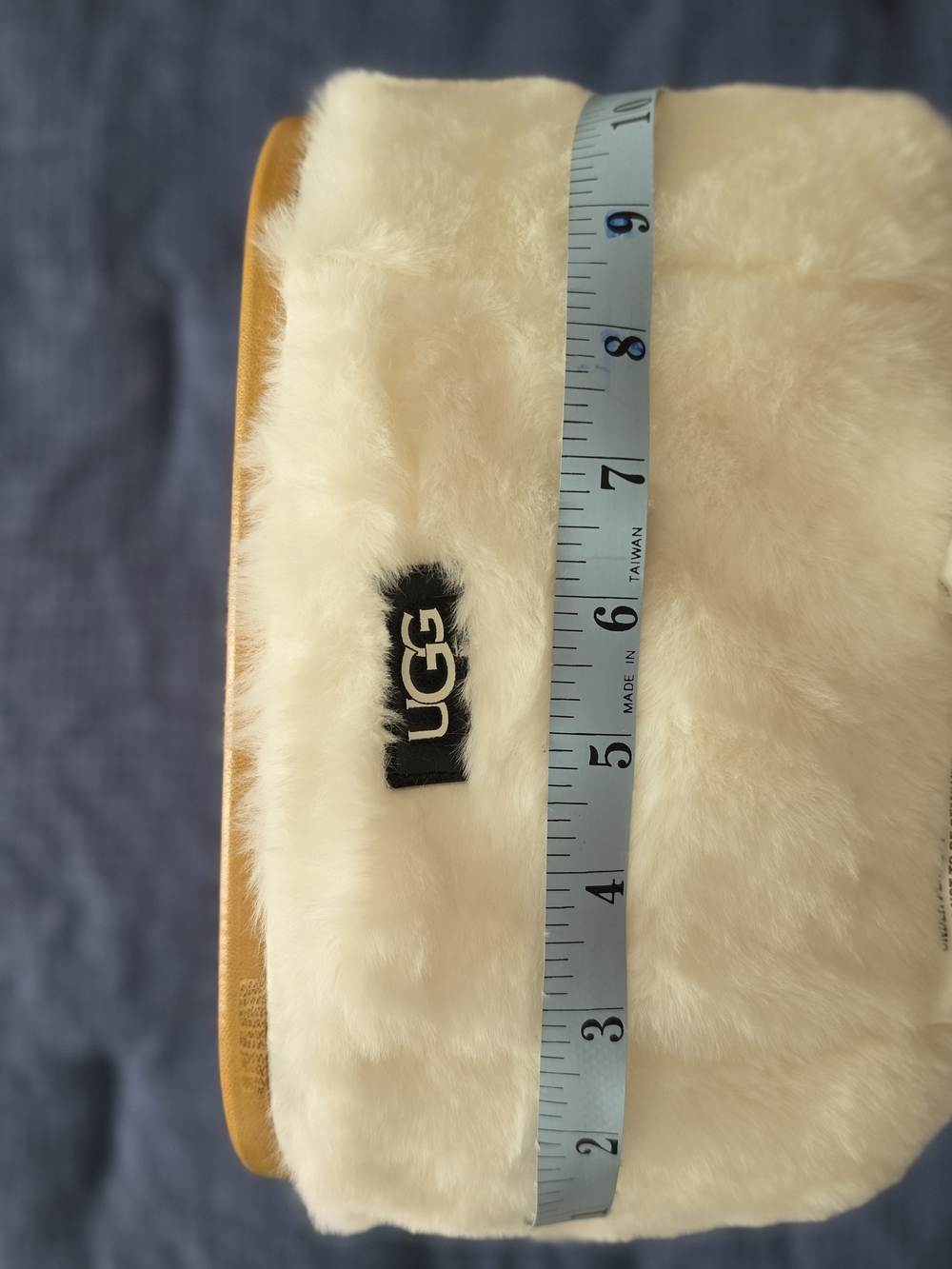 UGG Polar Lap Desk in Tan and Cream - Picture 6 of 9